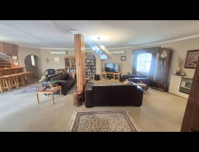 4 BEDROOM HOUSE FOR SALE IN RANT-EN-DAL